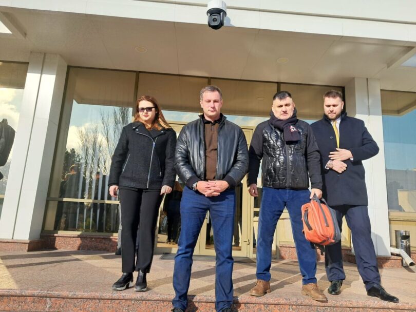 oameni de afaceri 1200x900 1