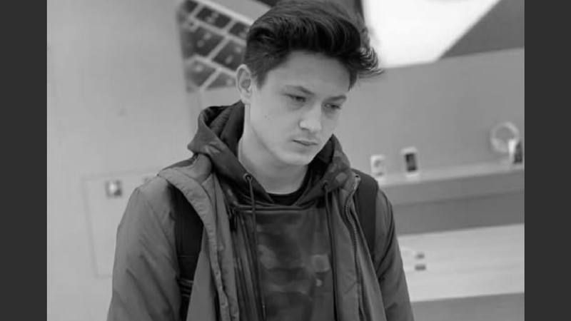 1d960d801398e6a0d8e5307f6a5bcba12a16d6dd3b1d739911d5616f7a4eafa2 1